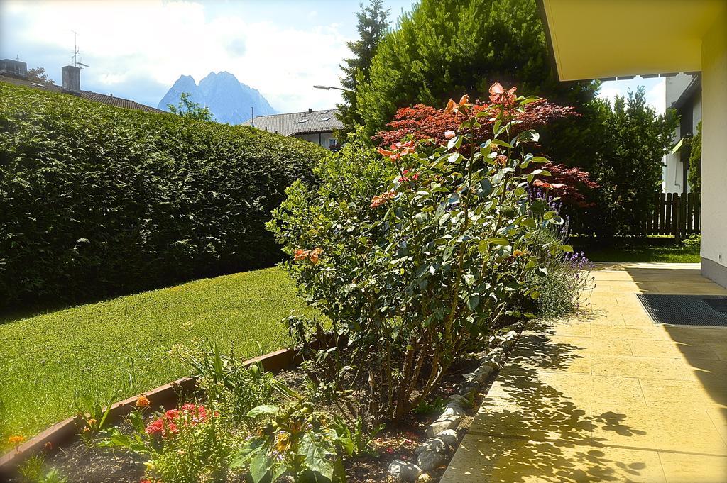 Yeti Lux - Family Garden Lodge Garmisch-Partenkirchen Pokój zdjęcie